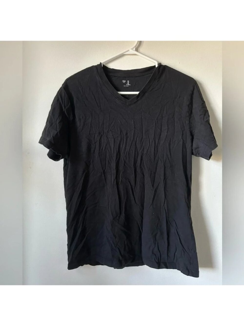 Gap Men’s Black T Shirt